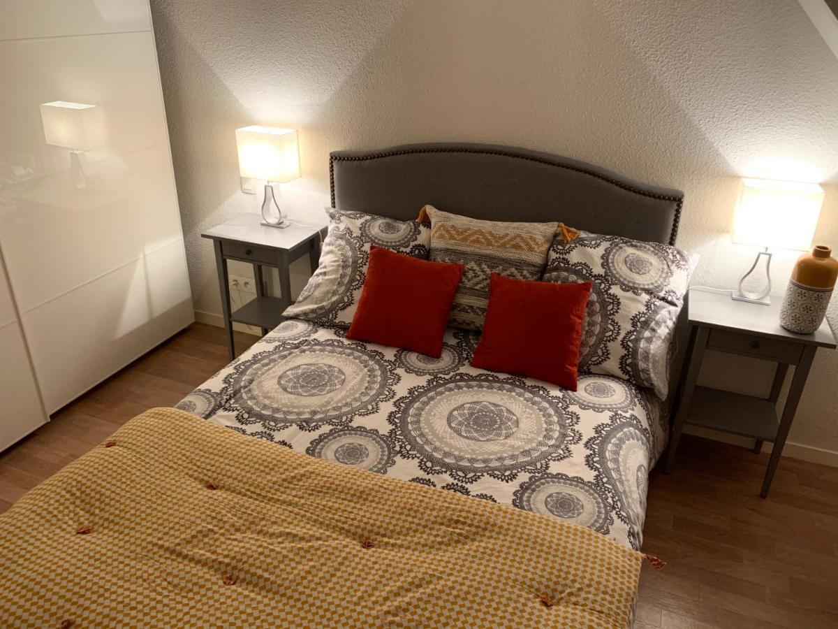 Le 104 Feuvrier Apartment Дол Екстериор снимка