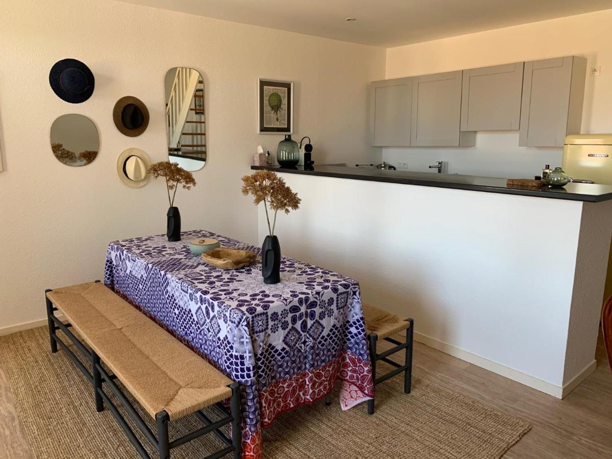 Le 104 Feuvrier Apartment Дол Екстериор снимка