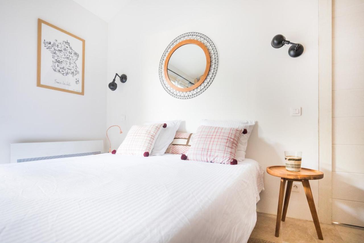Le 104 Feuvrier Apartment Дол Екстериор снимка